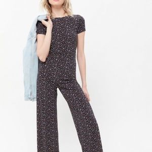 Urban Outfitters Tie-Back Jumpsuit Size Small